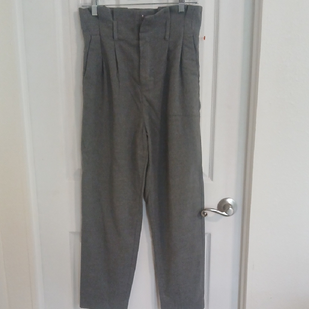 H&M Gray Dress Pants with Pleated Front and Straight Leg